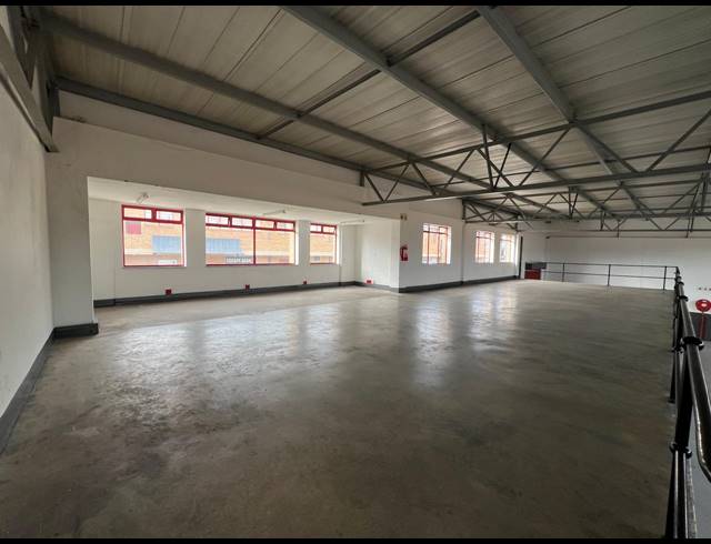 529M² WAREHOUSE TO LET IN STRIJDOMPARK